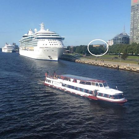New Comfortable Apartment Nearby Promenade In 5 Minutes From Old Town Of Riga. Екстериор снимка